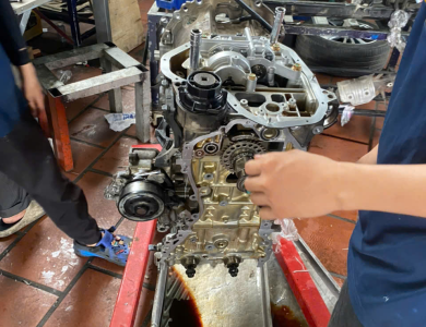 ĐẠI TU ĐỘNG CƠ RANGE ROVER