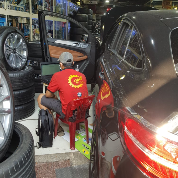 SỬA CHỮA HỆ THỐNG ĐIỆN THÂN XE