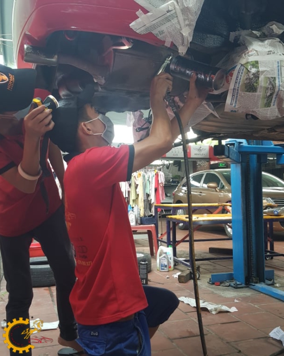 PHỦ GẦM XE